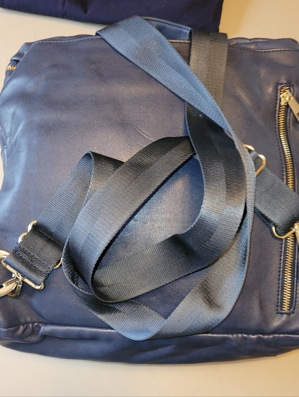 Fawn Design - Blue Bag/ Backpack Diaper Bag. Multi-pocketed Good Condition! - Picture 2 of 16